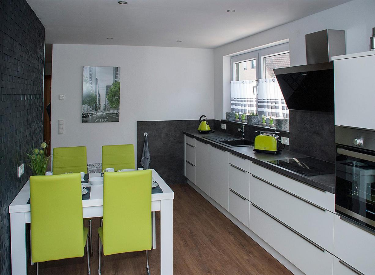 Hochwertige Und Moderne Ferienwohnung Huber Neuweiler  Eksteriør billede
